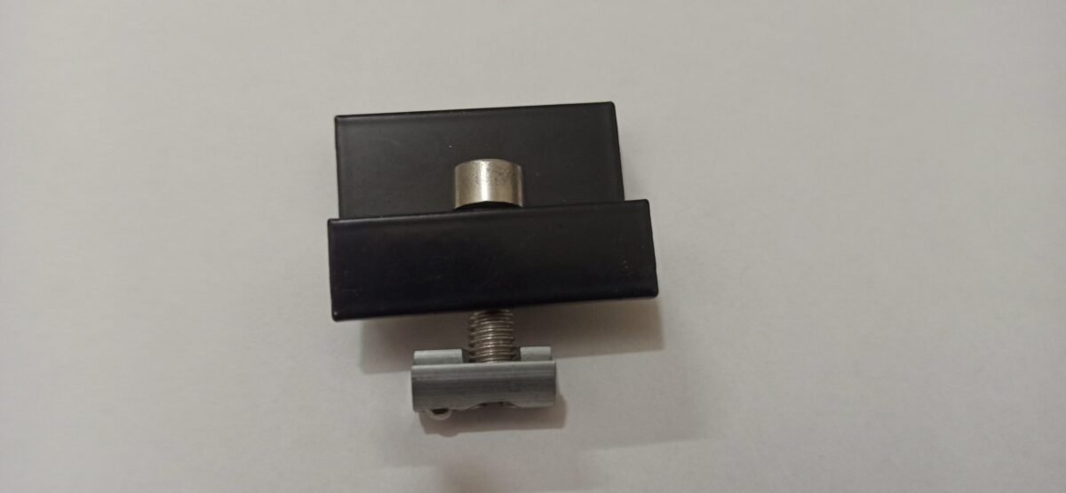 Galinis modulių laikiklis 30mm, juodas
